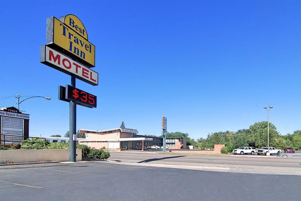 Hotel Rodeway Cedar 2*